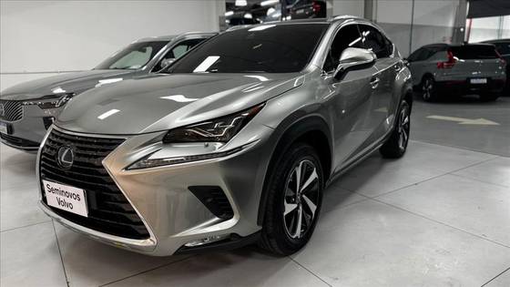 LEXUS NX 300h 2.5 16V VVT-I HYBRID LUXURY CVT AWD LEXUS NX 300h 2.5 16V VVT-I HYBRID LUXURY CVT AWD